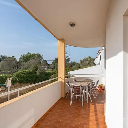 Apartamento Maralvor 001 *