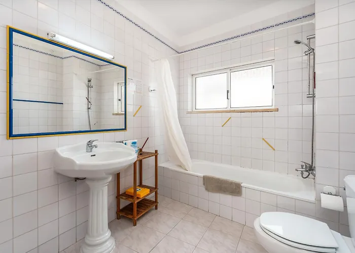 Apartamento Maralvor 001 *